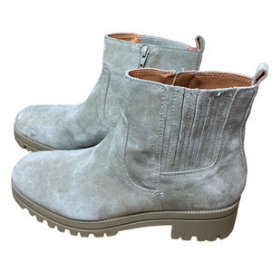 Lucky Brand Women's Size 6.5 Beige Suede Leather Hazyl Lug Sole Side Zip Booties